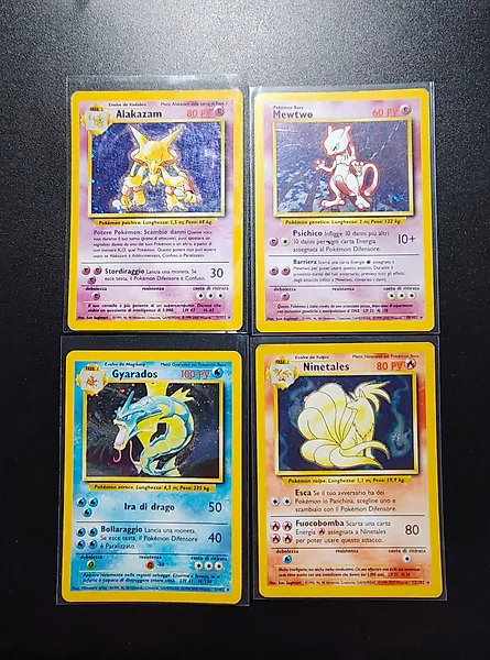 Pokémon - 4 Card - Mewtwo Holo - Alakazam Holo - Ninetales Holo - Gyarados Holo - ITA - - WOTC - Base set