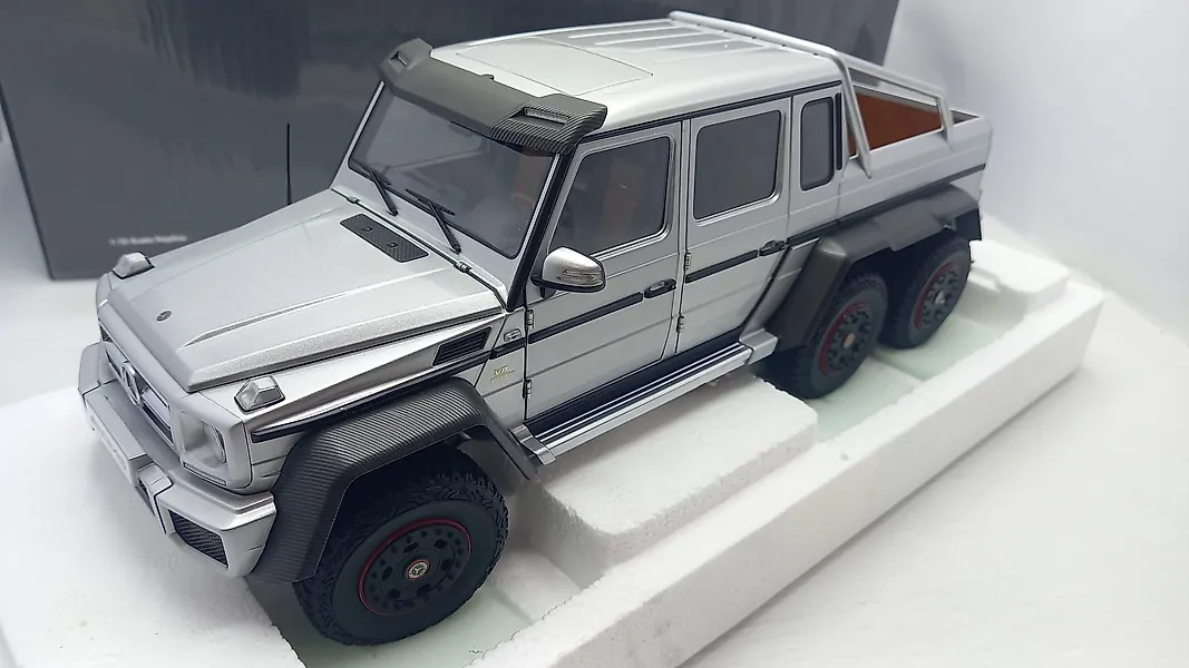 Autoart 1:18 - Model car - Mercedes-Benz G 63 AMG 6x6 2013 - (cod.F6)