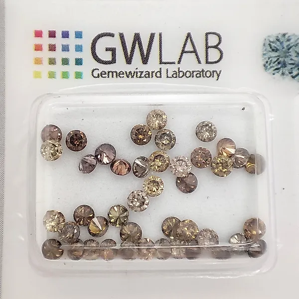 No reserve price - 43 pcs Diamond  (Natural coloured)  - 2.02 ct - Round Mixed colours - VS1, SI3 - Gemewizard Gemological Laboratory (GWLab)