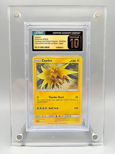 Pokémon Graded card - Zapdos Holo - CGC Pristine 10 - Sword & Shield