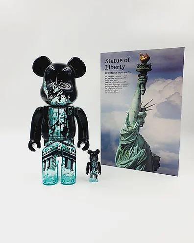 注目の福袋！ 伝い ◎ MEDICOMTOY BE 2023 エキシビション メディコムトイ キューブリック、ベアブリック