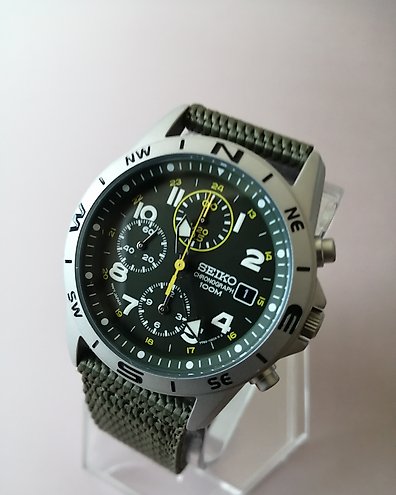 Seiko solar best sale sne049p9
