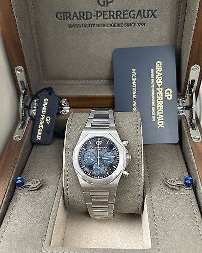 Girard perregaux on sale laureato chronograph 38mm