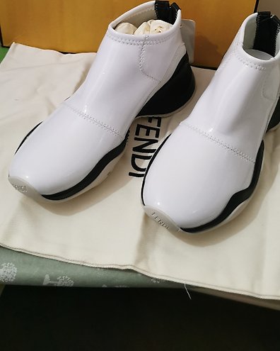 Fendi calzado deals