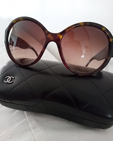 Chanel - Havana Black with Silver Tone Chanel Logos - Sunglasses - Catawiki