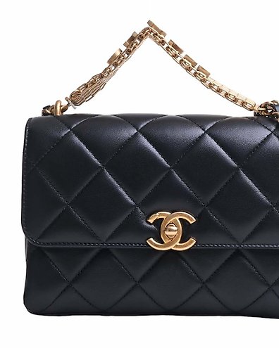 Confira itens raros da marca de luxo Chanel que serão leiloados