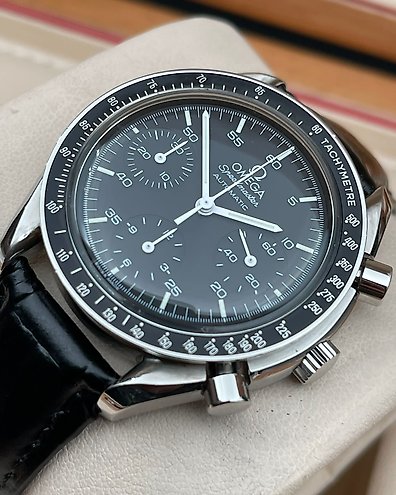 Omega speedmaster 2025 automatic 2000