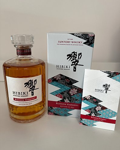 Hibiki Blossom Harmony 2025 - Suntory - 700ml - auction