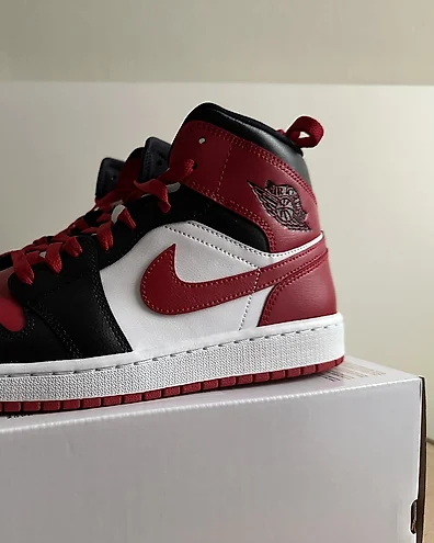 Jordan 1 mid 44 outlet