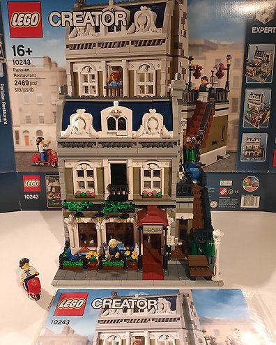 Lego creator online expert 10224