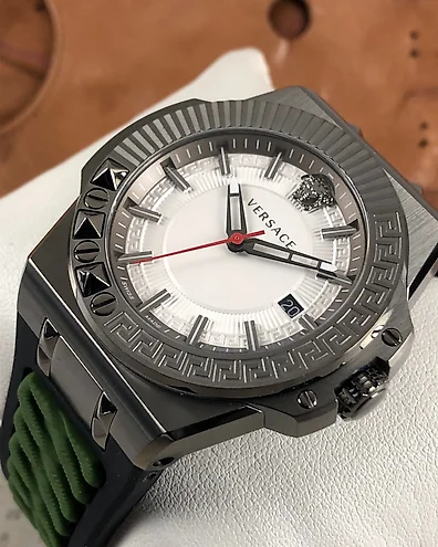 Versace chain reaction heren deals