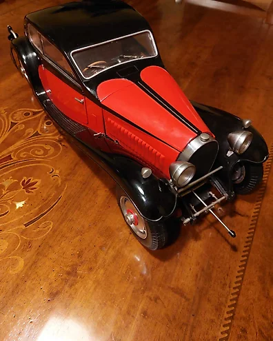 Pocher 1:8 - Model sports car - Bugatti 50T Surprofilo 1932 (K86) - auction  online Catawiki