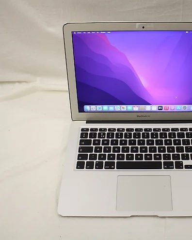 【一部予約！】 MacBook Air 250GB SSD 8GB i7, やすき Core 2013 手入れ用具