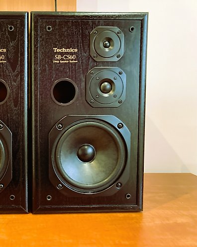 Highland Audio - Oran 4301 - Speaker set - auction online Highland Audio - Oran 4301 - Speaker set - auction online