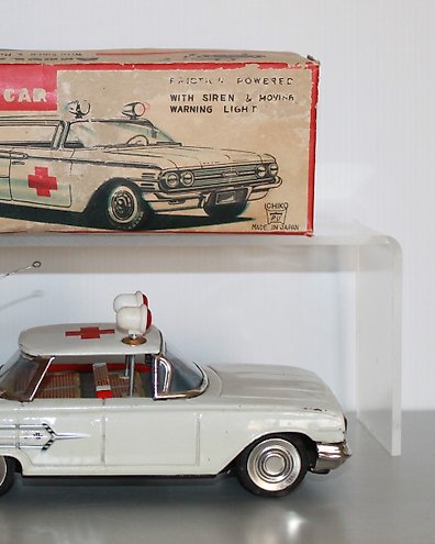 Ichiko - Tin toy - Ford Auto Service Friction Powered