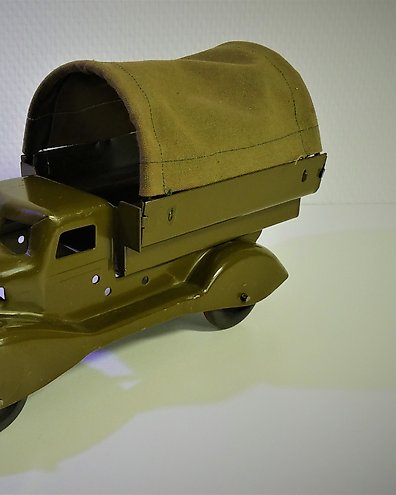 Line Mar Toys - Tin toy - 1960's Old Jalopy Car, Friction Line Mar Toys - Tin toy - 1960's Old Jalopy Car, Friction
