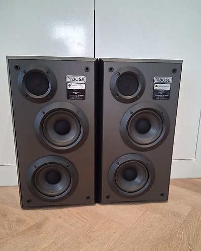 Bose - 301 - Music Monitor Series 2 - Direct/Reflecting