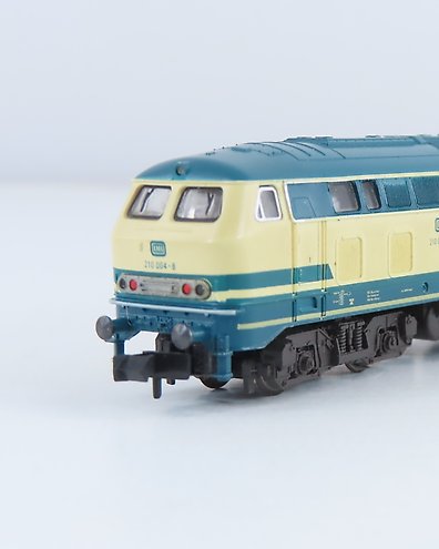 Minitrix N - 12003 - Steam locomotive with tender (1) - BR