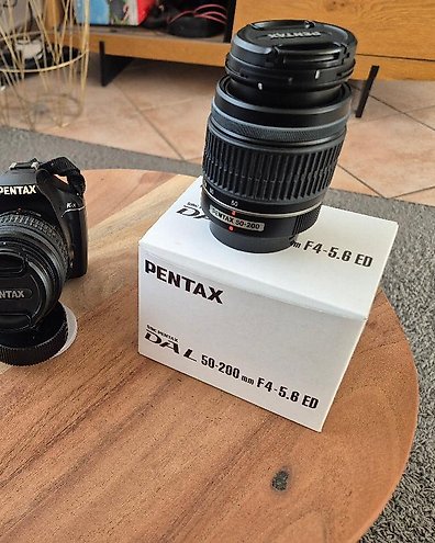 Pentax K-x + DA-L 18-55 + DA-L 55-200 13000 clics Digital