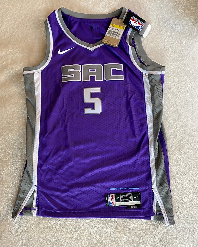 Nike Sacramento Kings De'Aaron Fox 22/23 NBA Swingman Jersey City  Edition 40 S