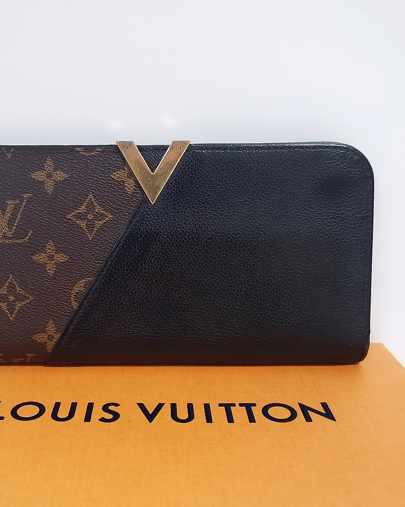Louis Vuitton - Fuchsia Sarah - Wallet - Catawiki