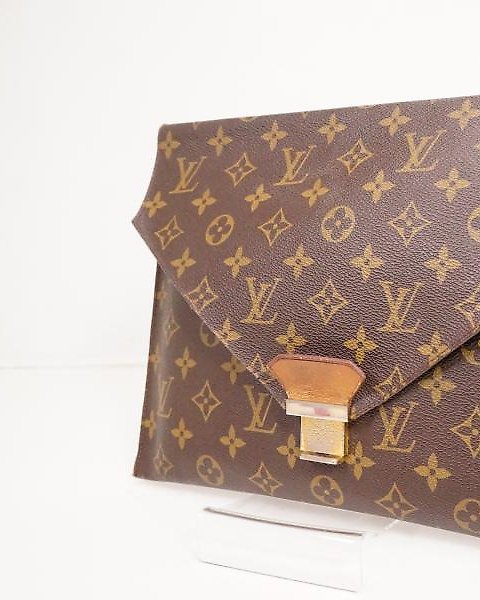Louis Vuitton - Pochette Accessoires M51980 Handbag - Catawiki
