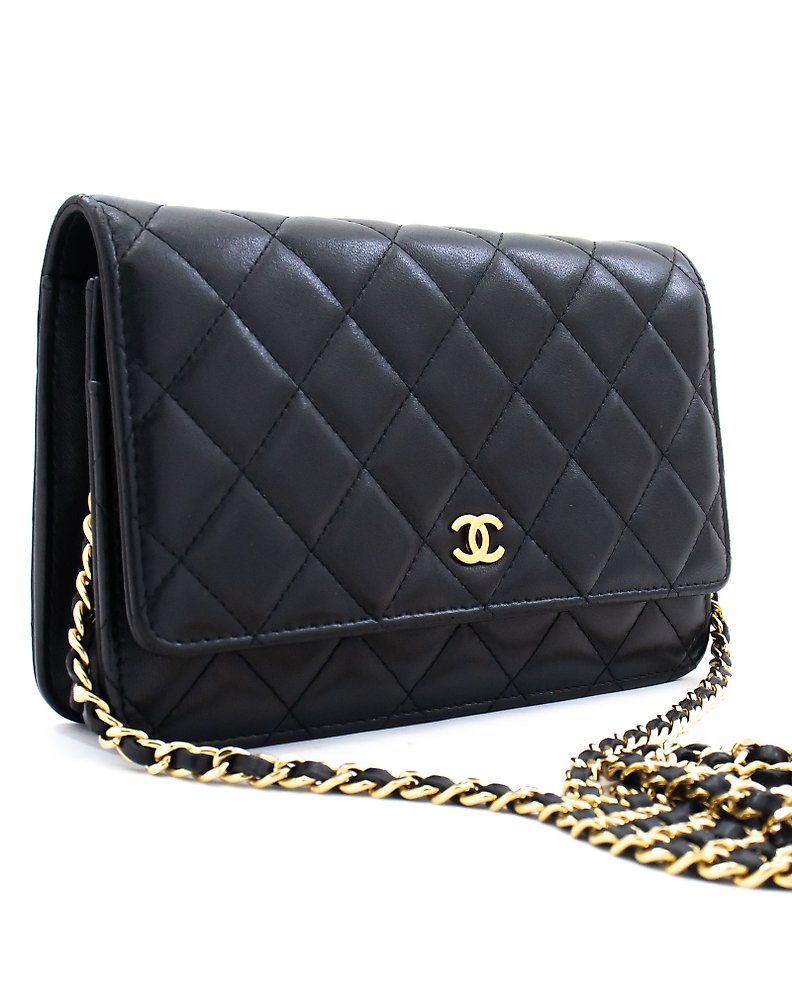 Chanel Chain Around Shoulder Bag Crossbody Black Calfskin Leather j91