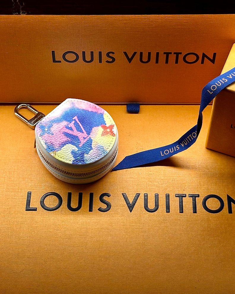 Louis Vuitton X Supreme - Wallet - Catawiki