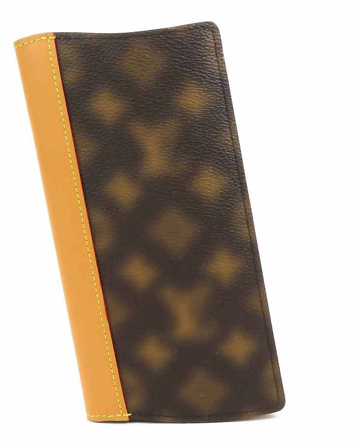 Sold at Auction: Louis Vuitton Monogram Checkbook Cover