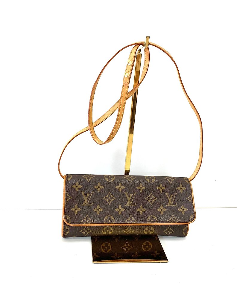 History of the bag: Louis Vuitton Chantilly