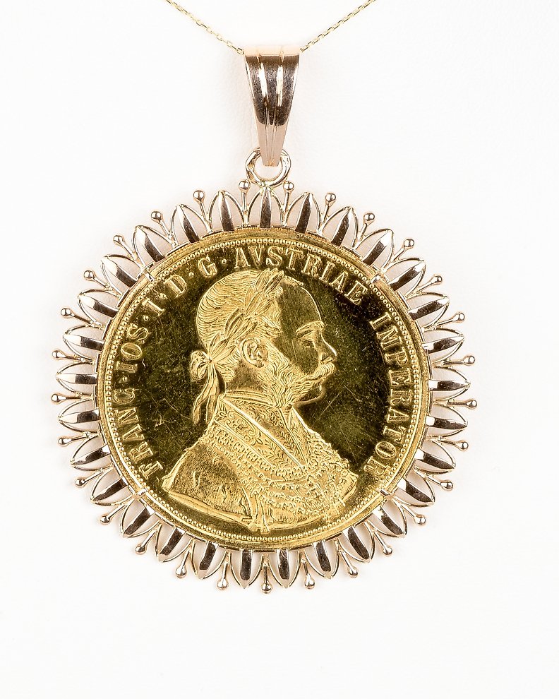 Gianni Versace - Medusa Medallion Bracelet - Catawiki