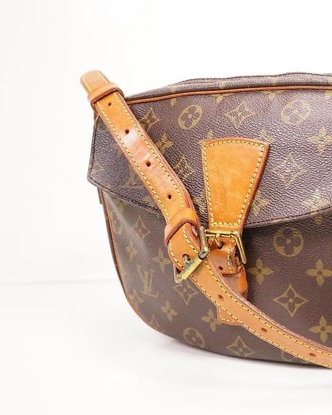 Louis Vuitton - Cartouchiere MM Crossbody bag - Catawiki