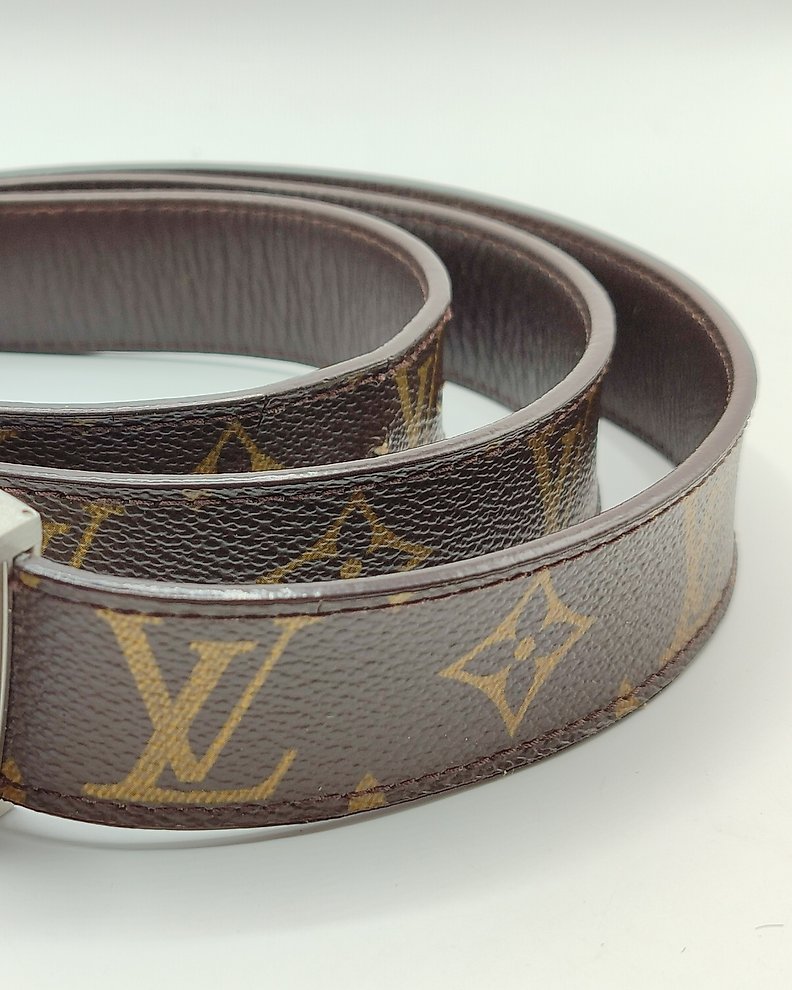 Louis Vuitton, ceinture femme avec boucle  inventeur en toile