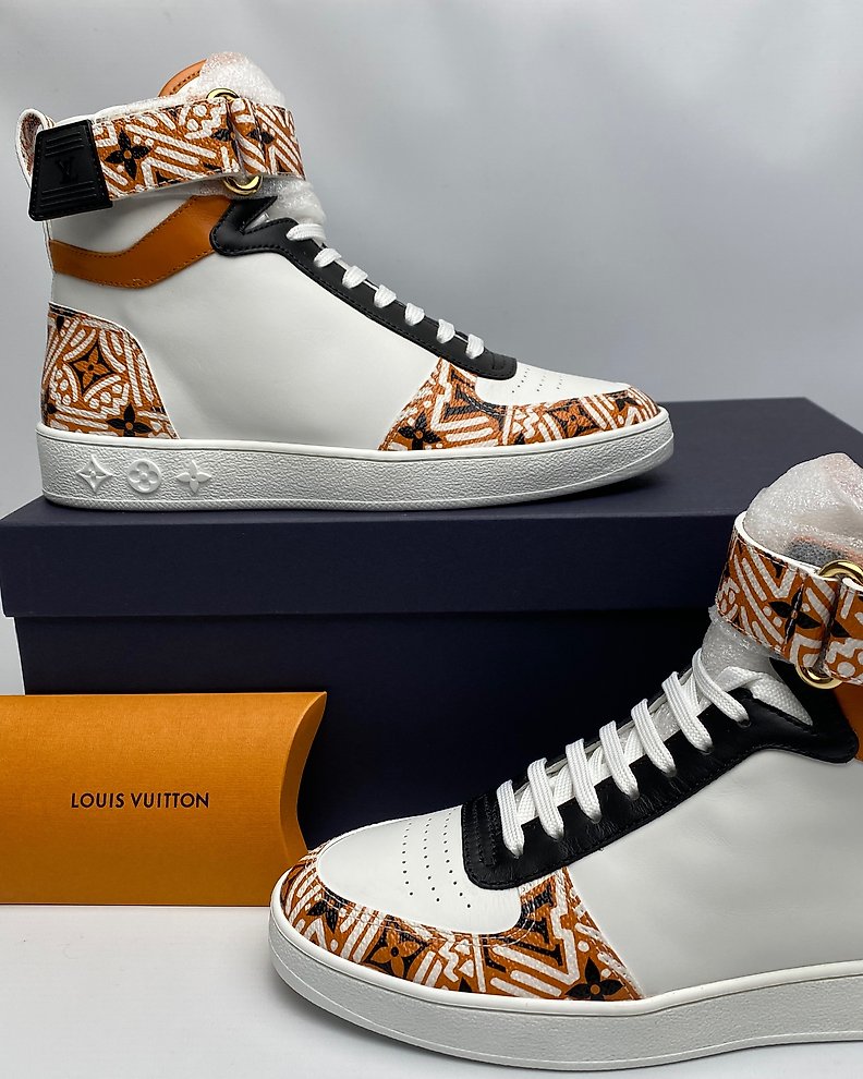 Louis Vuitton - LV Trainer Damier Ebene Lace-up shoes - Size: Shoes / EU 41  - Catawiki