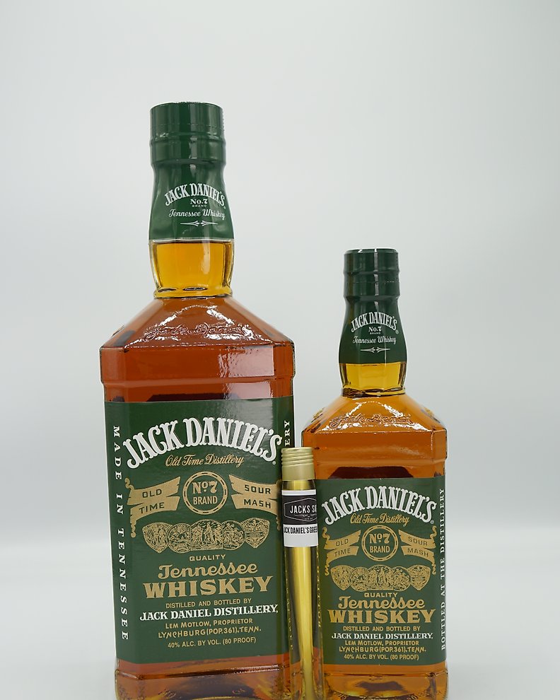 Jack Daniel's Green Label - Evo - Discontinued w/ free - Catawiki