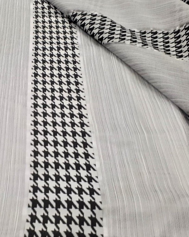 Supreme Taglio Vuitton Denim lavorazione tinto in filo 330 x 145 cm -  Upholstery fabric - Catawiki