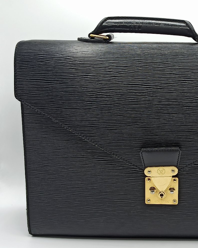 Louis Vuitton - Porte Documents - Bag - Catawiki