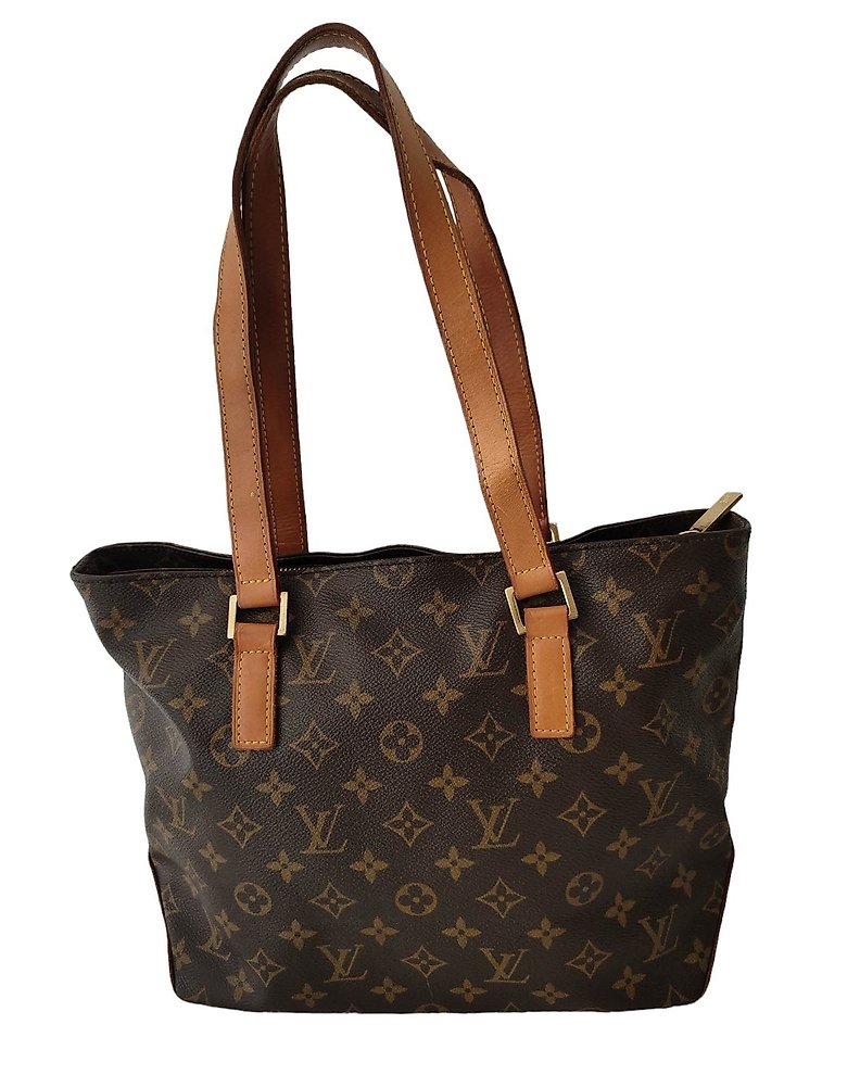 Used LV bucket bag in good condition.Sold out everywhere and hard to find