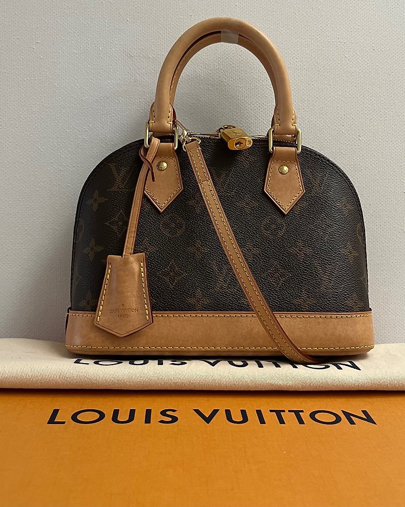 Louis Vuitton - Papillon 26 - Bag - Catawiki