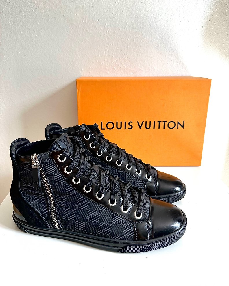Louis Vuitton - Sneakers - Size: Shoes / EU 40.5, UK 6 - Catawiki