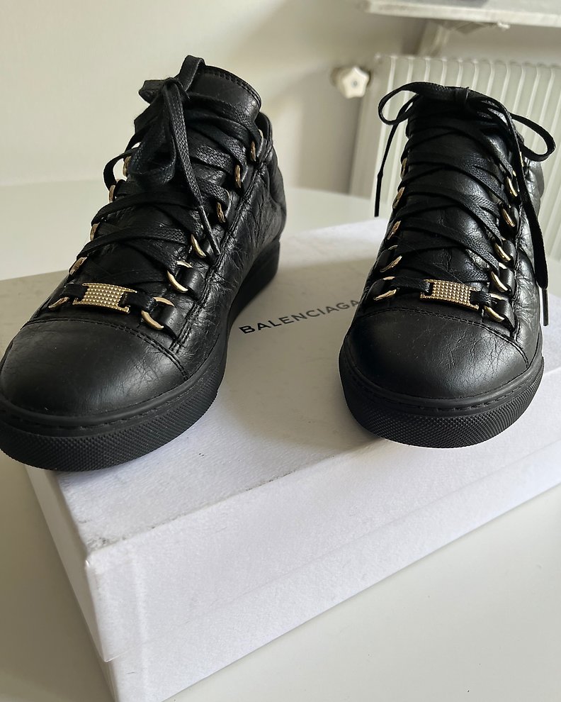 BALENCIAGA Arena Red High Leather Shoes, Sneakers Men’s Size 11, EU 44