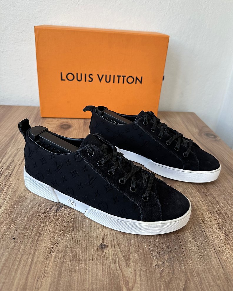 Shop Louis Vuitton Monogram Unisex Canvas Plain Leather Small