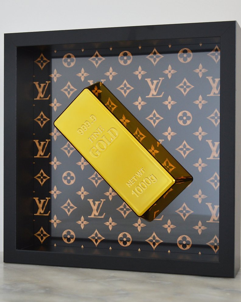 francis - Louis Vuitton man in gold - Catawiki