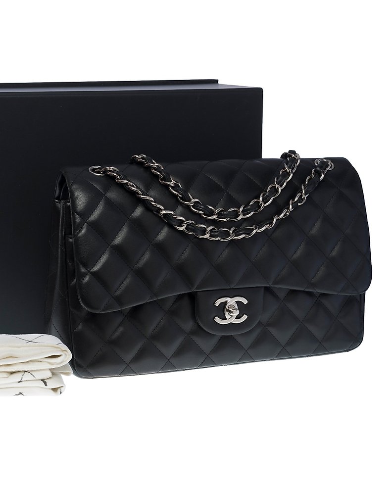 Chanel Timeless Classic Dbl Flap Bag Silver HW 23 cm Black Leather