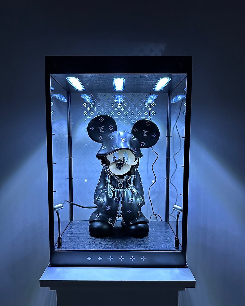 Brother X - Louis Vuitton x Mickey Mouse - the statue - Catawiki