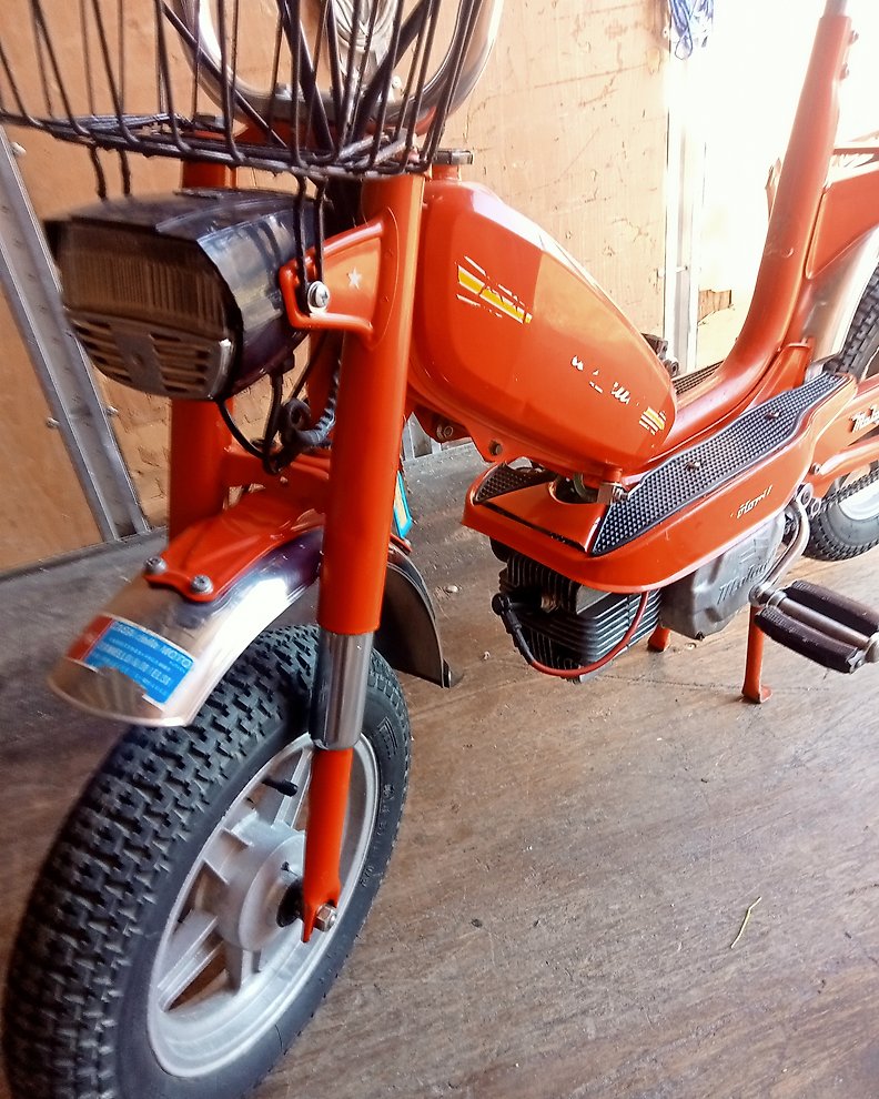 malaguti 50cc moped