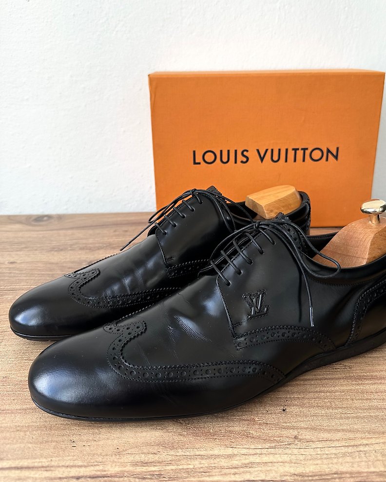 Louis Vuitton - Lace-up shoes - Size: Shoes / EU 41.5, UK 7 - Catawiki