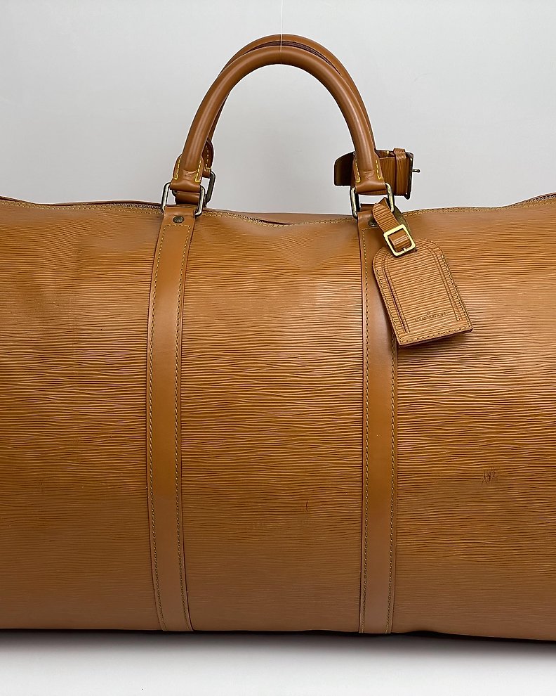 Louis Vuitton Lv Keepall 60 Duffle Bag Auction