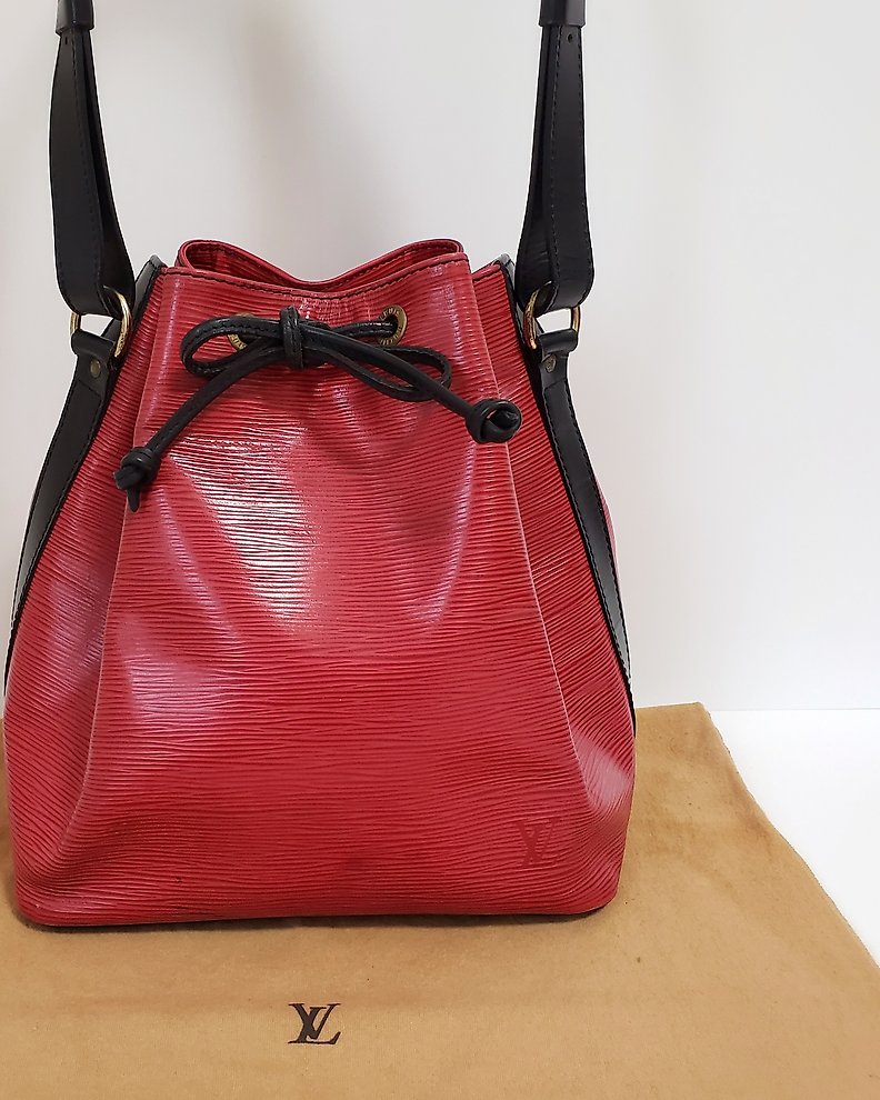 Louis Vuitton - M43007 red epi speedy 30 Handbag - Catawiki