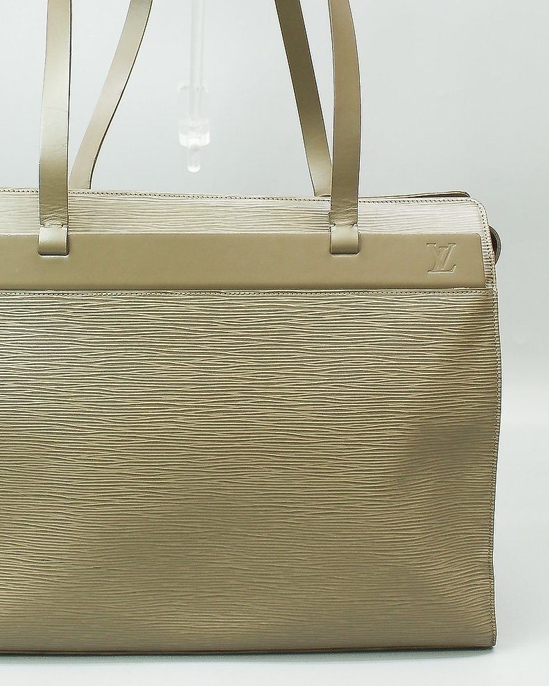 Louis Vuitton - Padlock and Key 3 Set - Fashion accessories - Catawiki